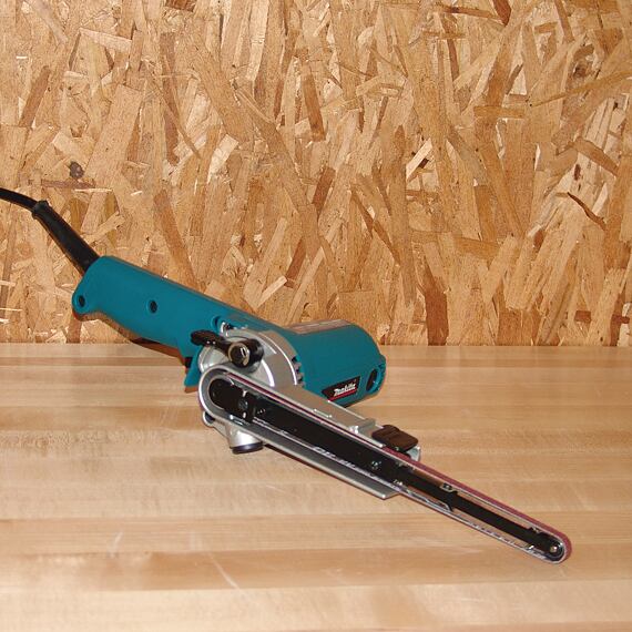 MAKITA 9032 pásový pilník 533*9mm, 500W Náradie Hornig